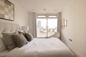 The Riverside Residence - 3BDR with Balcony