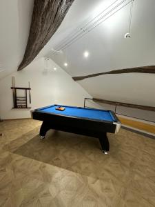 Gîte le clocher roman 14 personnes piscine et spa privatif