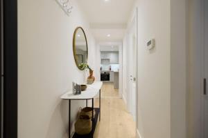 The Melbray Gem - 2BDR Apartment with Courtyard