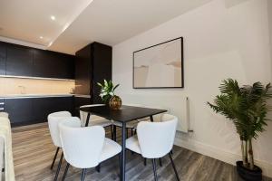 The Harlesden Escape - Spacious 3BDR Flat with Balcony