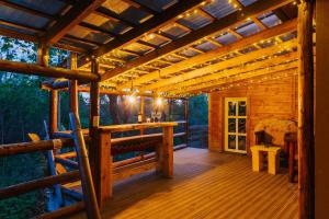 Casa bunicilor Grandparent’s house