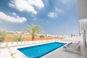 Villa Manta Platina - Brand New Luxury 3 Bedroom Protaras Villa