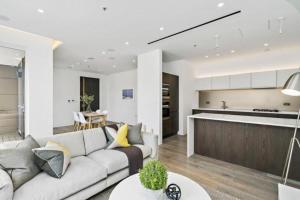 Exclusive 4 bed - Brand New Penthouse - Ferienwohnungen, London