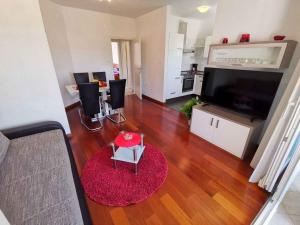 Apartments in Crikvenica 5746