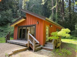 Casalarada - House by the Creek - 3hvězdičkové hotely ve městě Watsonville