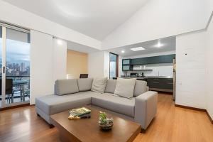 Gauss 1205-Serenity Modern AptTerraceSquashGym