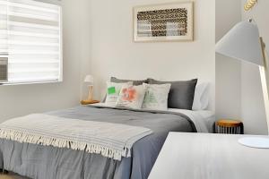 La 70 Laureles 302 - Fresh & Well AptPriv balcony