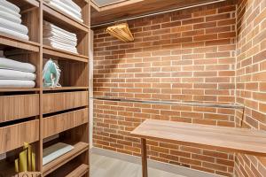 Kyux 405 - The Icon of Exclusivity in Laureles