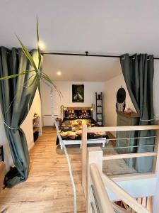 Appartements L-Ecrin de Pierre T1 bis balcon : photos des chambres