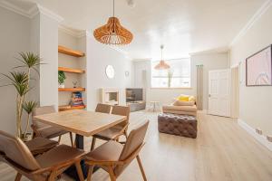 Elegant 2 Bed Flat Near Hyde Park & Paddington