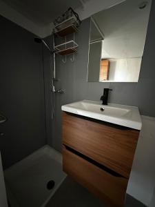 Duplex proche Arènes