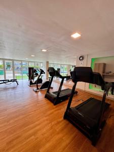 VG FUN 413 Praia Futuro Vista Mar Pé na Areia 2 quartos 2 wcs Imob Temporada