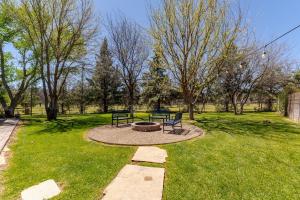 Verde Valley Ranch Retreat - 4BR Guest House by Sedona & Jerome