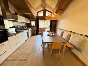 Chalet Aster - Maison de village rénovée sur 3 niveaux 4 pièces pour 6 personnes à St Marcel MAE-6444