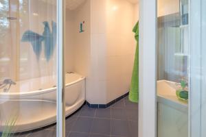 Private Entry Apt Pärnu