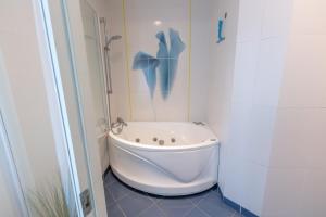 Private Entry Apt Pärnu