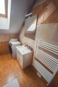 Elysian 3 apartment - TEAM
