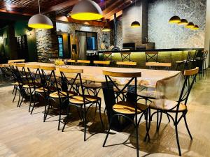 Casa com Piscina Aquecida perto dos parques - Recanto Quinta das Palmeiras Olímpia-SP