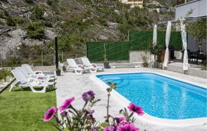 Lovely Home In Zrnovnica