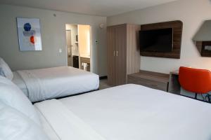Standard Room with Two Queen Beds room in Holiday Inn Express Tucson-Airport an IHG Hotel