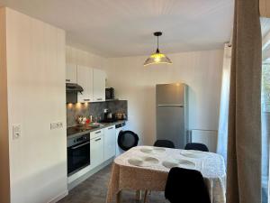 Appartements Appartement T2 Lanester -Centre avec terrasse : photos des chambres