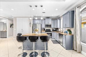 A Piece of Paradises