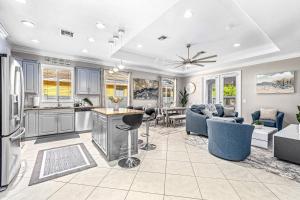 A Piece of Paradises