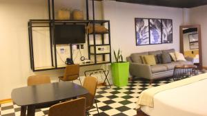 Joint Boutique Hotel