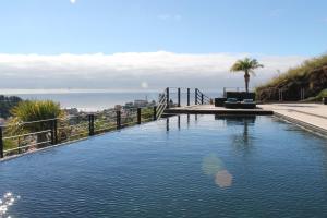 Exquisite Madeira Villa Villa Funchal Luz 5 Bedroom Heated Pool