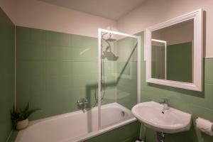 4Tiny Together-Apartment - Balkon, Netflix, Nespresso, Messe