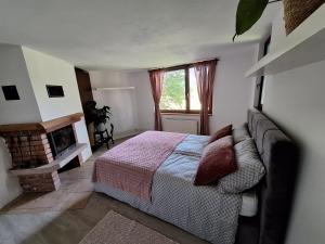 Hiška na skalci, The House on the Rock