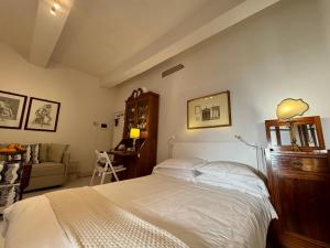 Acacia Firenze - Anteo