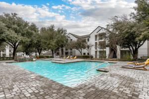 The Calvin 335 I Spacious 2 bed 1 Bath