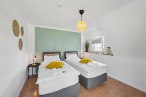SCHUSTERjunge Homes I Zentrale Ferienwohnung I neu & modern I 3 Zimmer bis 6 Personen
