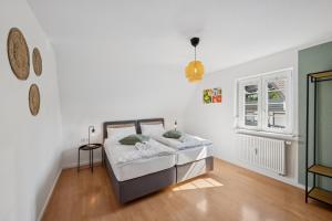 SCHUSTERjunge Homes I Zentrale Ferienwohnung I neu & modern I 3 Zimmer bis 6 Personen
