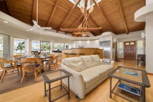 Outrigger Paradise Hale Wa a Pale with Private Pool