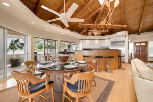 Outrigger Paradise Hale Wa a Pale with Private Pool