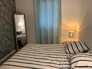 Résidence avec piscine et box, vue sur mer