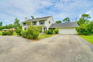 Private Pool and Yard Family Retreat in Cape Coral