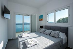 Exquisite Corfu Retreat 3 Bedrooms Villa Thea Pyrgi Panoramic Sea Views