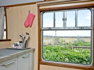 Brunel Boutique Railway Carriage 5