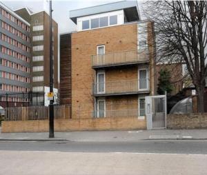 Quiet & nice flat-East london-E7