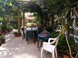 Metro Casa Música Apartments and Rooms