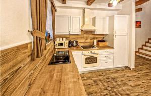 Amazing Home In Gospic With Wi-Fi