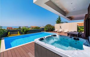 Beautiful Home In Novalja 