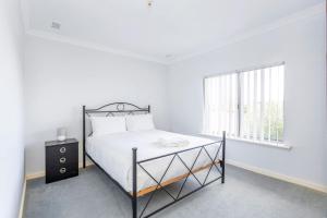 Golden Bay Beach Shack