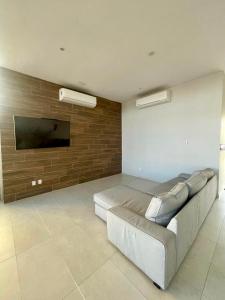 Fantástico Depa en BLUU con PLAYA ARTIFICIAL - Turquesa 208 -