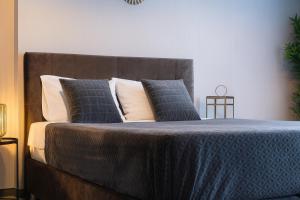 Central Belgrade Apartments on Square