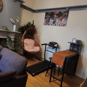 Glams Victoria apartment