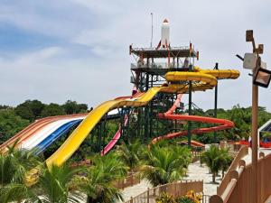 Diroma Piazza - Acqua park, Slide e Splash